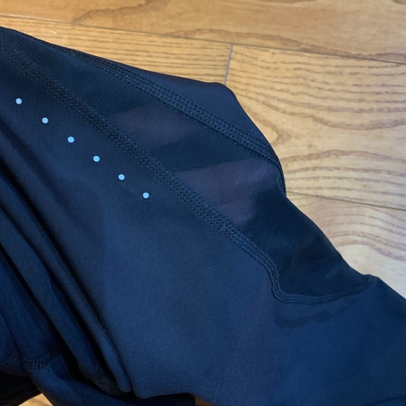 💛2/$20 New Old Navy Active Black Leggings size xs - Picture 6 of 8